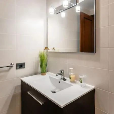 Daire Martianez Playa: Coastal Location *