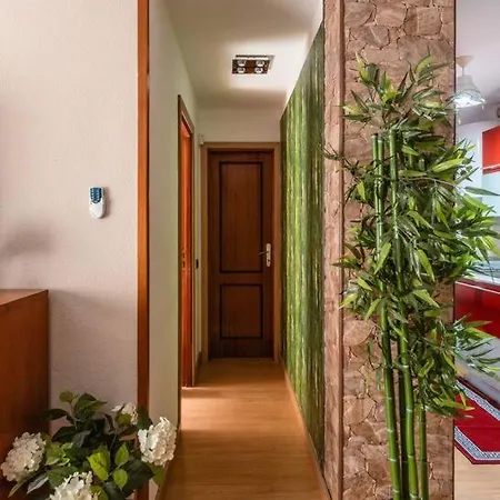 Martianez Playa: Coastal Location Puerto de la Cruz (Tenerife)