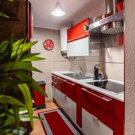 Daire Martianez Playa: Coastal Location *