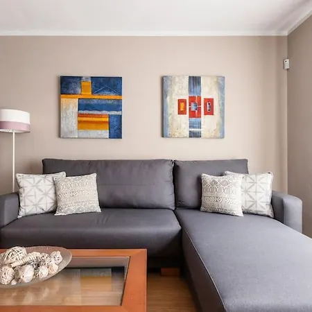 Martianez Playa: Coastal Location *